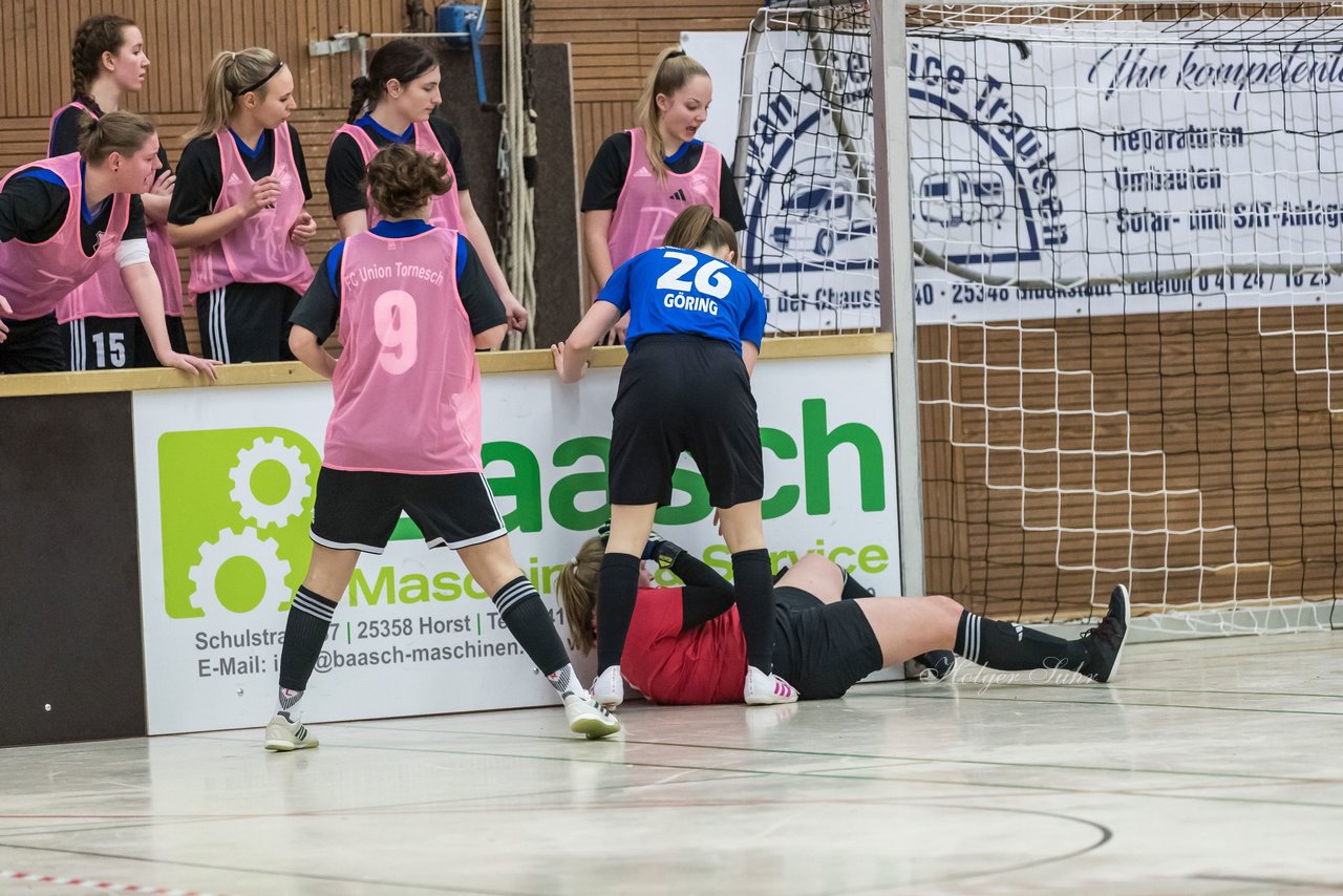 Bild 345 - VR Bank Cup Horst